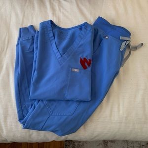 Figs Scrub Set: Zamora Joggers + Catarina Top